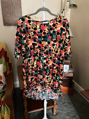 NWT Women’s Sz. L Disney LuLaRoe Irma Minie Mouse Head Short Sleeve Top Shirt
